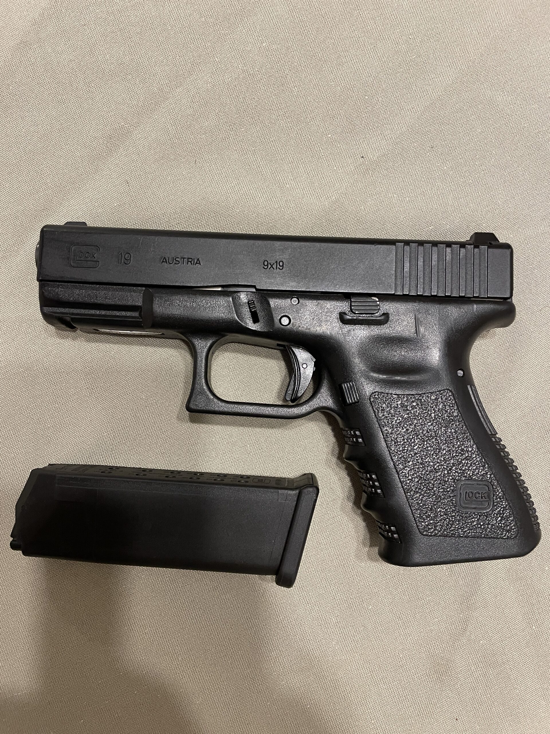 Glock 9X19