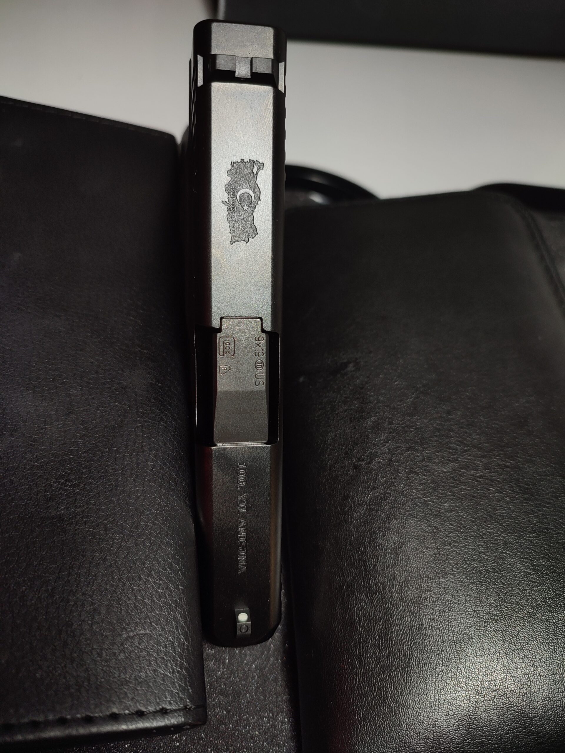 Glock 43X 100 Yıl Anısına Sıfır Kutusunda