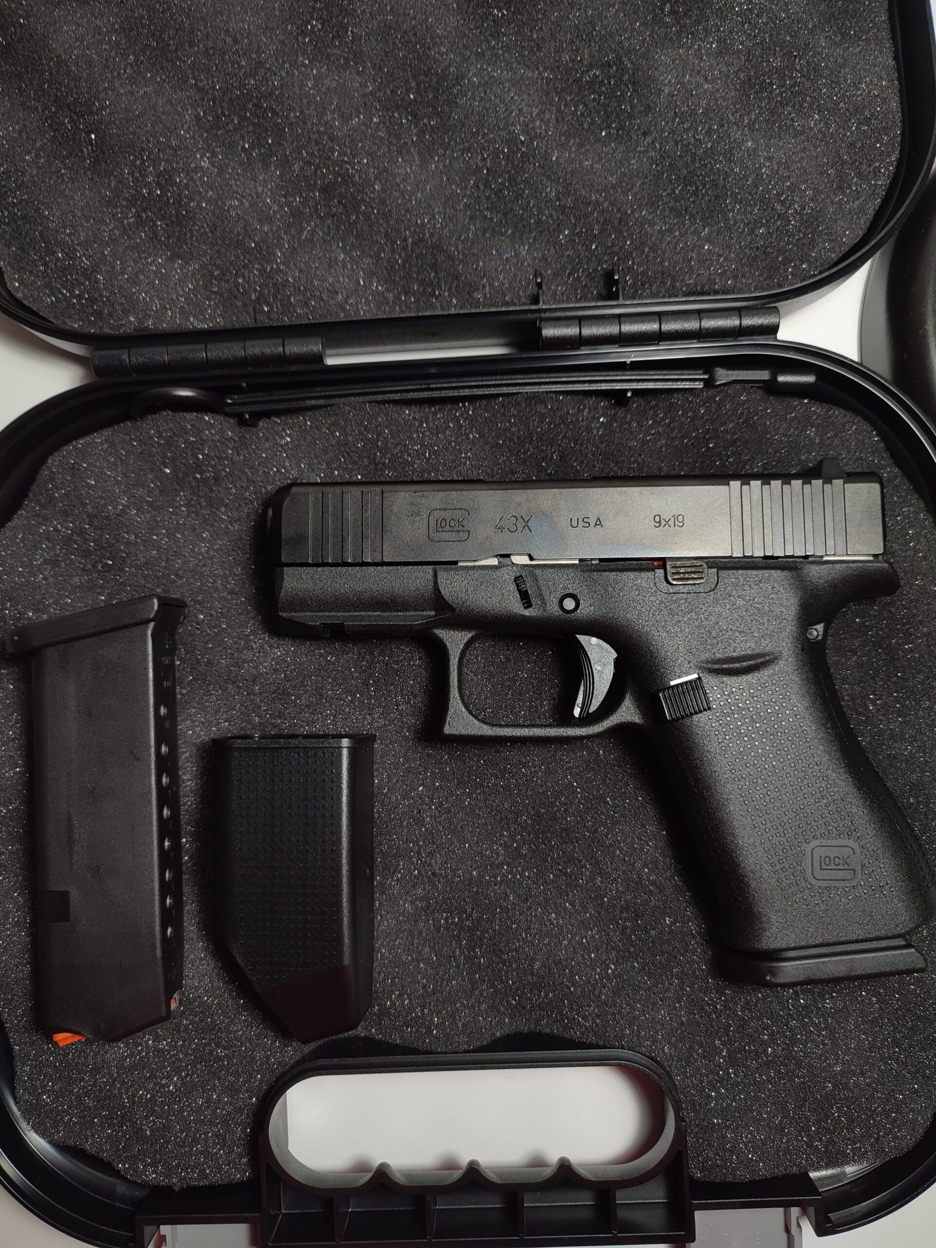 Glock 43X 100 Yıl Anısına Sıfır Kutusunda