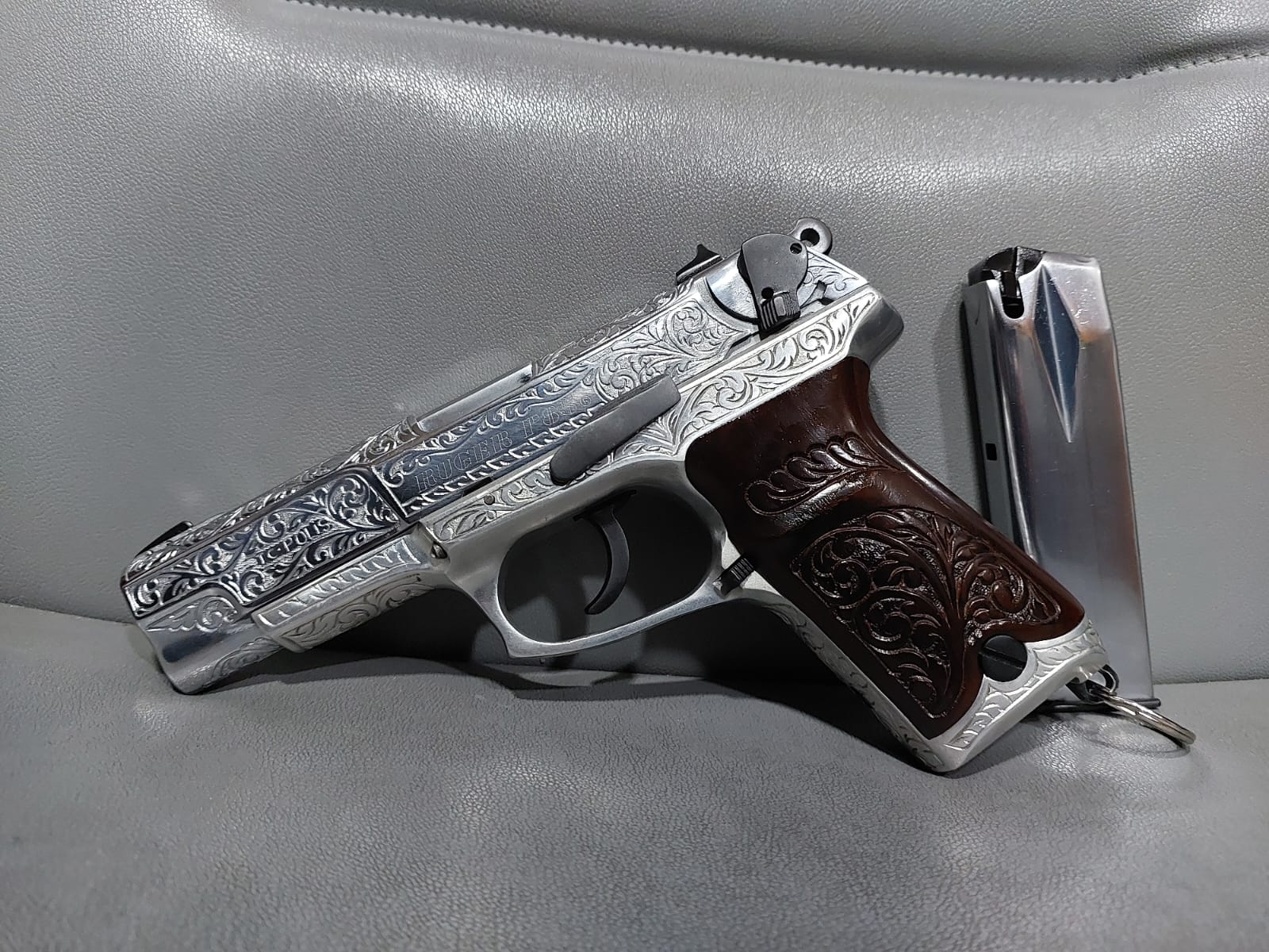 Ruger P85