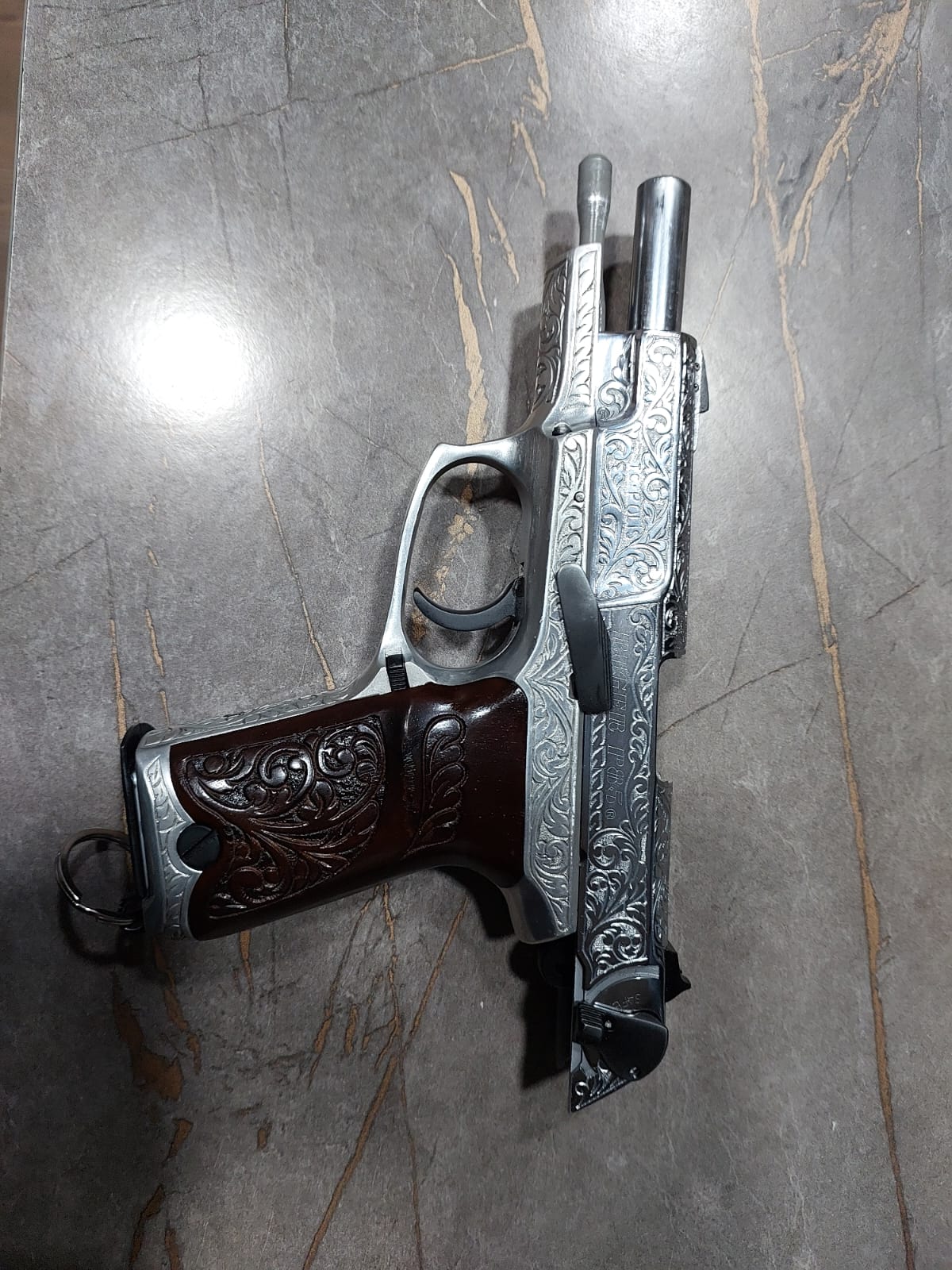 Ruger P85