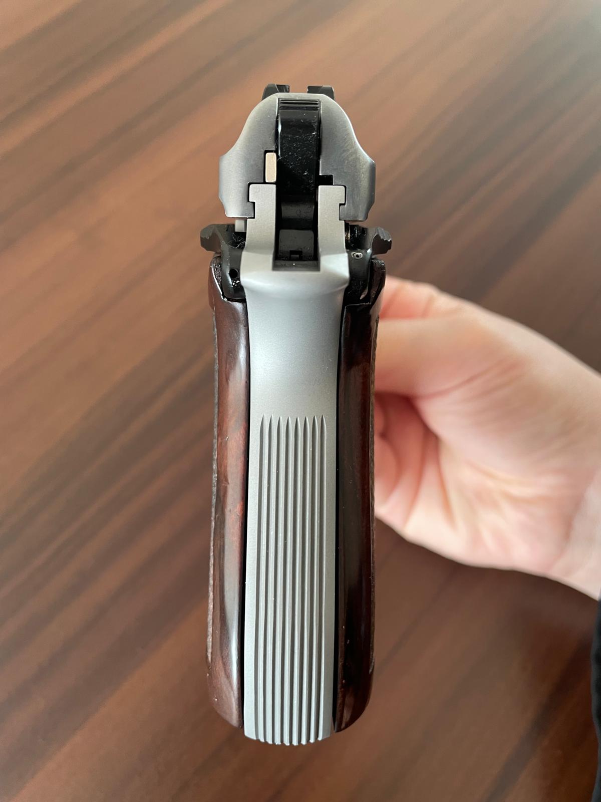 Yargı Mensubunun Koleksiyonundan Beretta F81 Modeli
