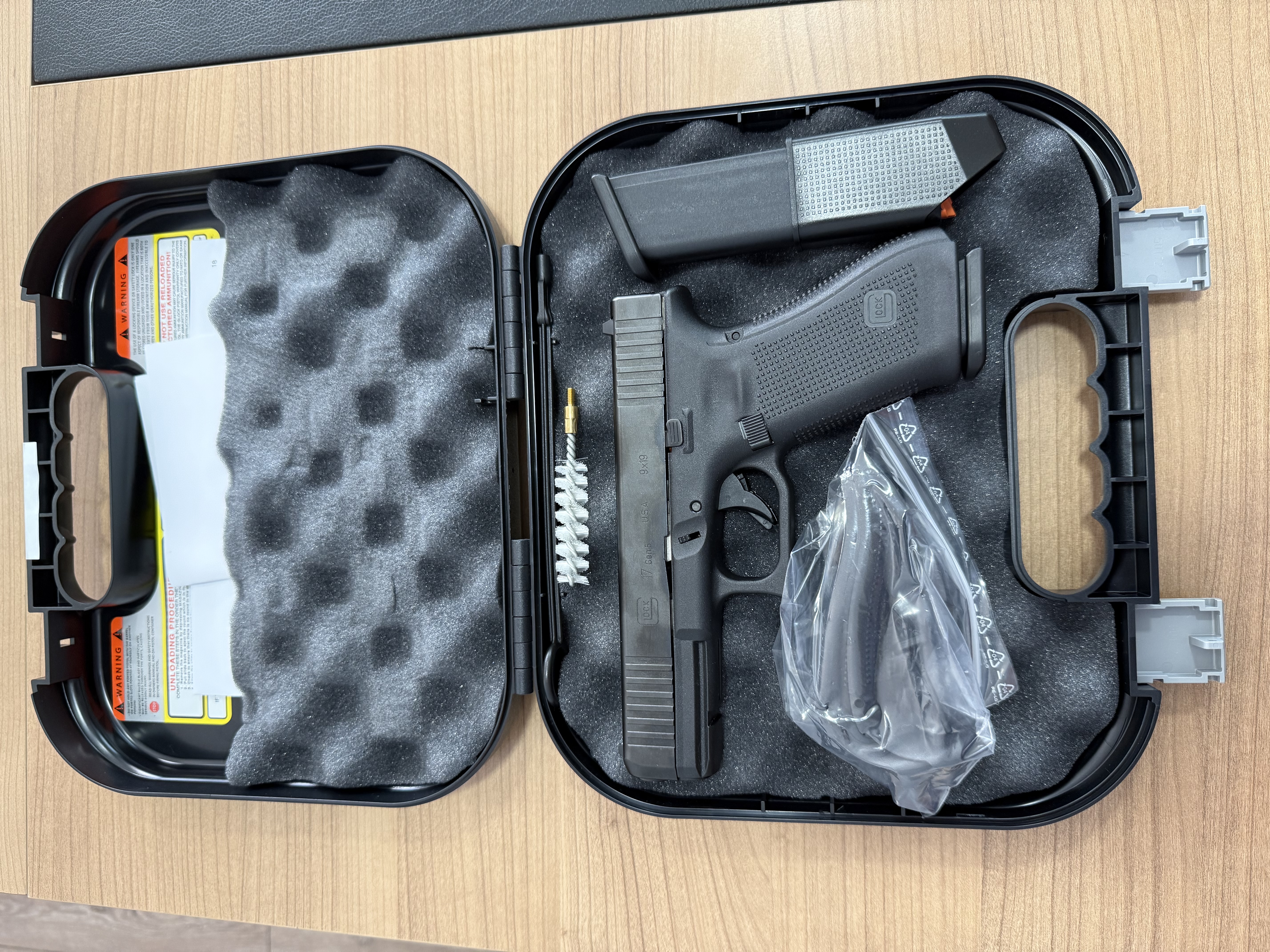 SIFIR KUTUSUNDA GLOCK G17 Gen5