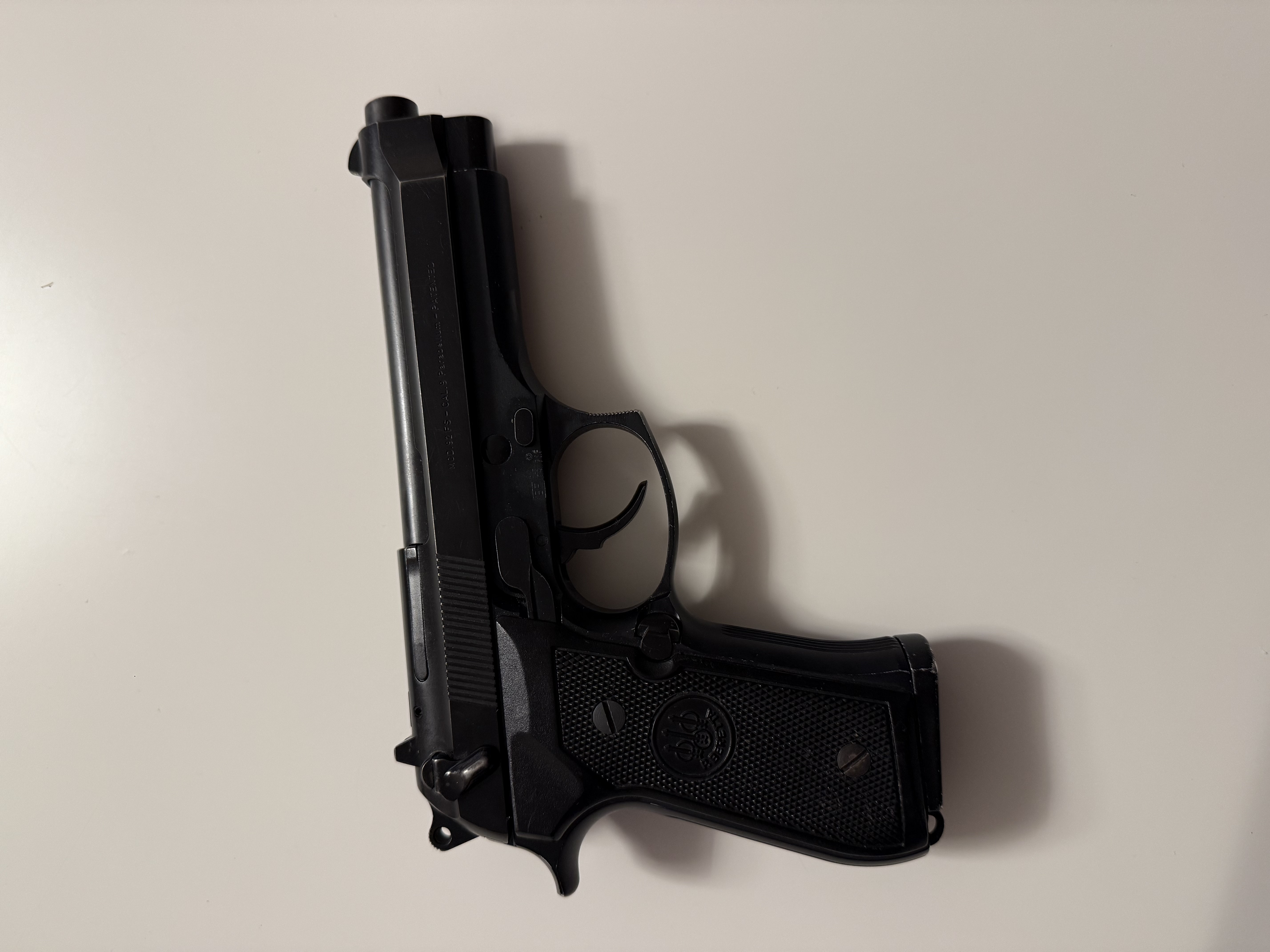 Beretta 9mm 16+1