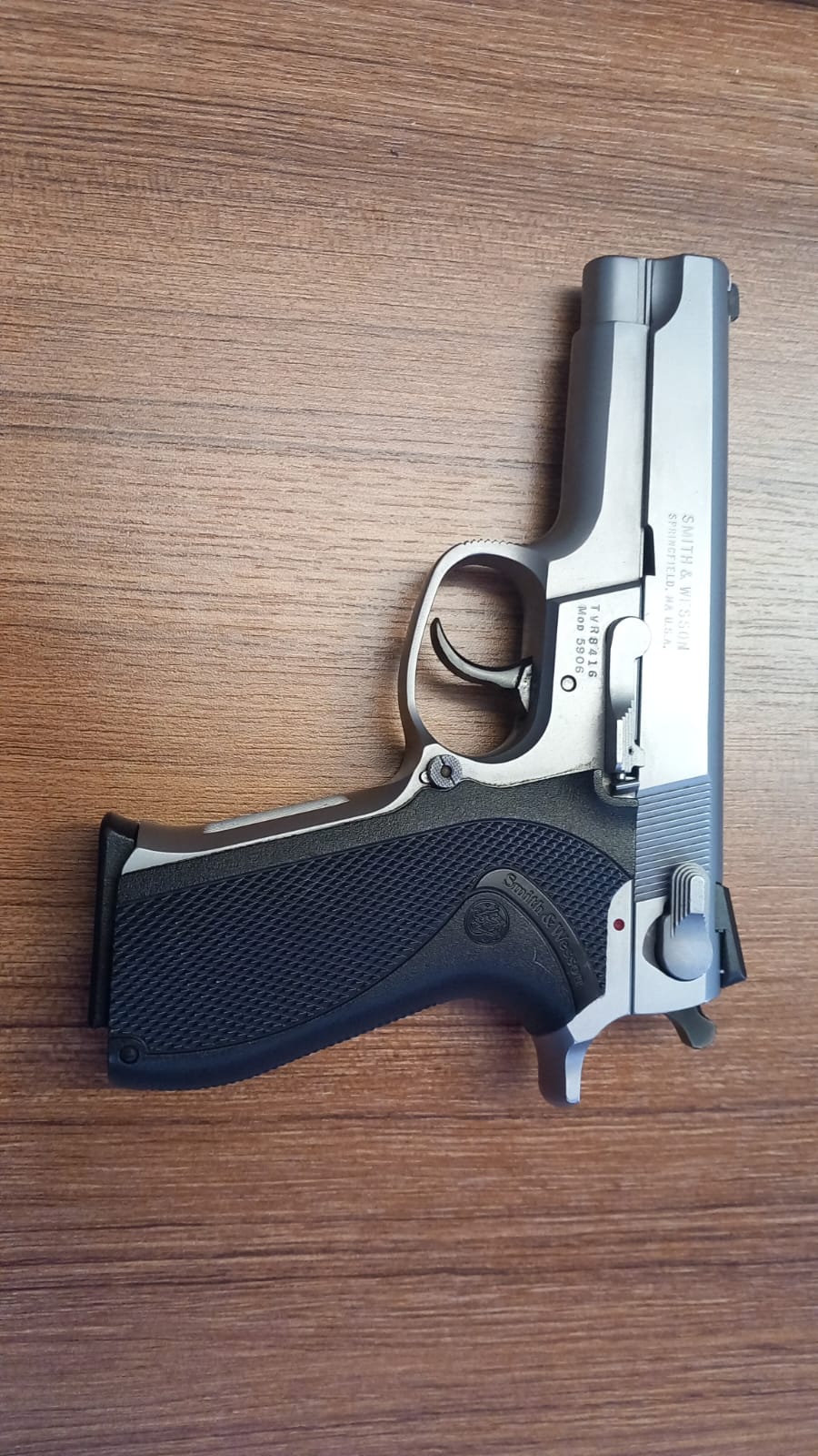 SMİTH WESSON 5906 MODEL