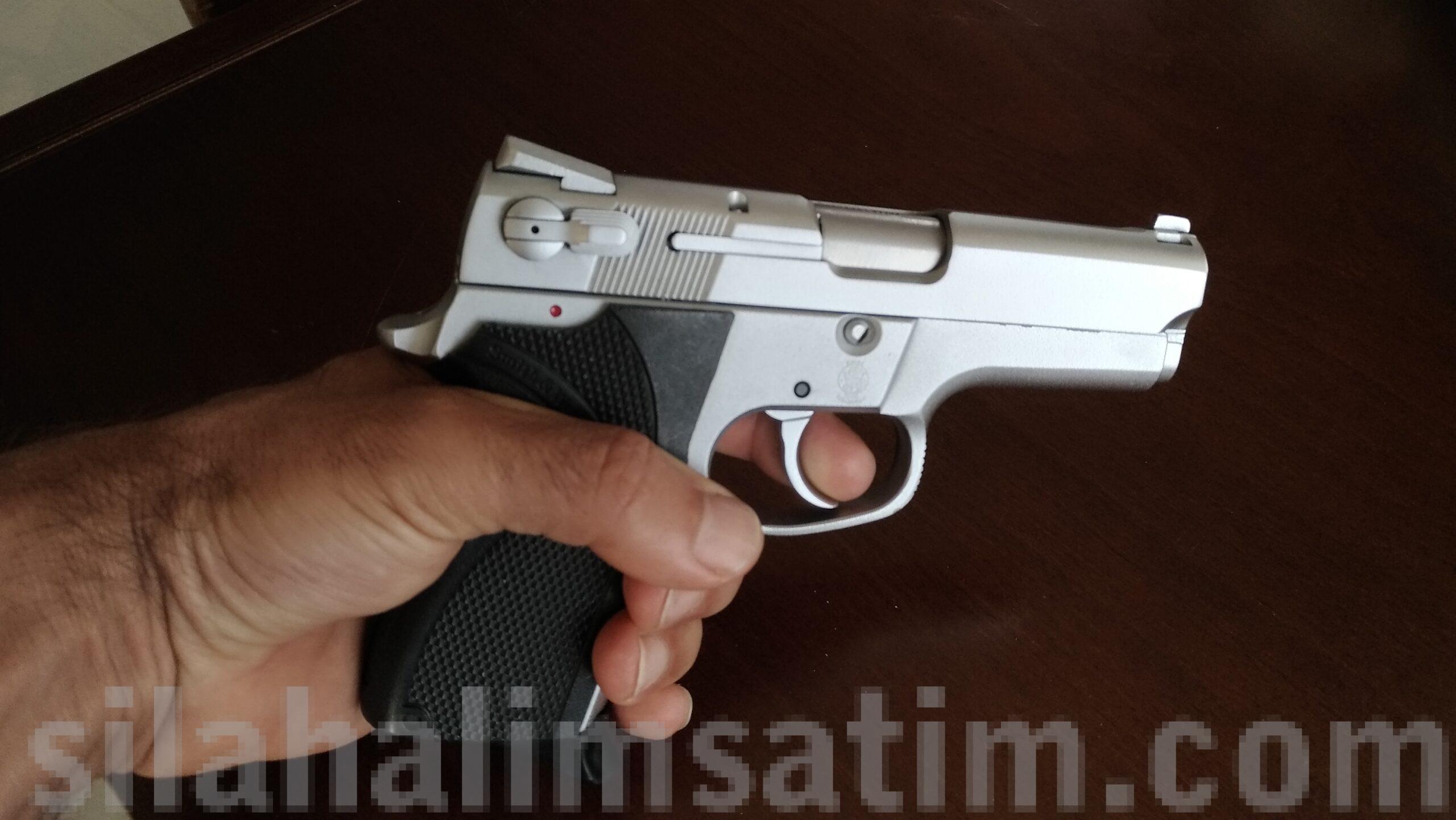 Smith wesson 6904 9mm 12+1