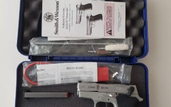 İlk sahibinden, çok Temiz, az kullanılmış, Smith Wesson CS9
