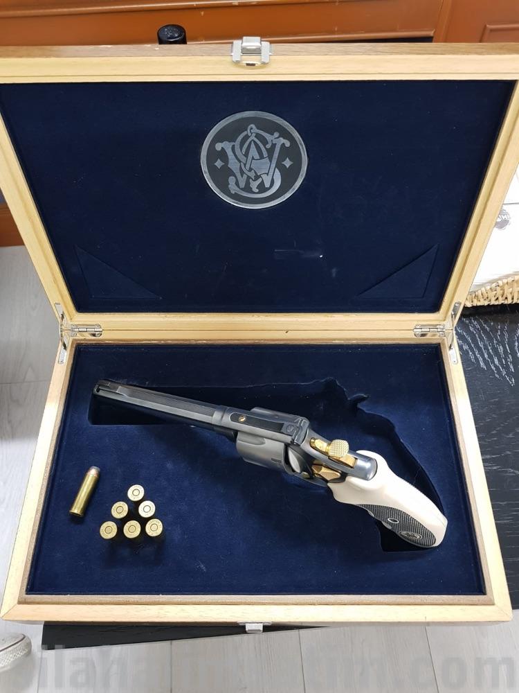SMİTH AND WESSON 629