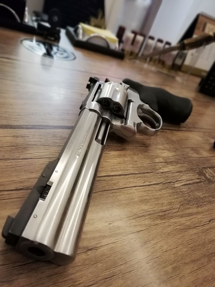Smith&Wesson Mod R 686-6 Mükemmel bir Revolver