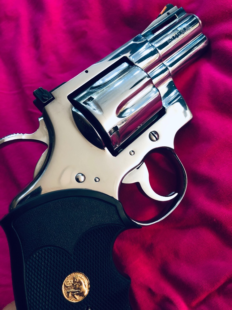 Colt phton 2,5 inç 357 mağnum çap 6 kapasiteli nikel parlak beyaz orjinal