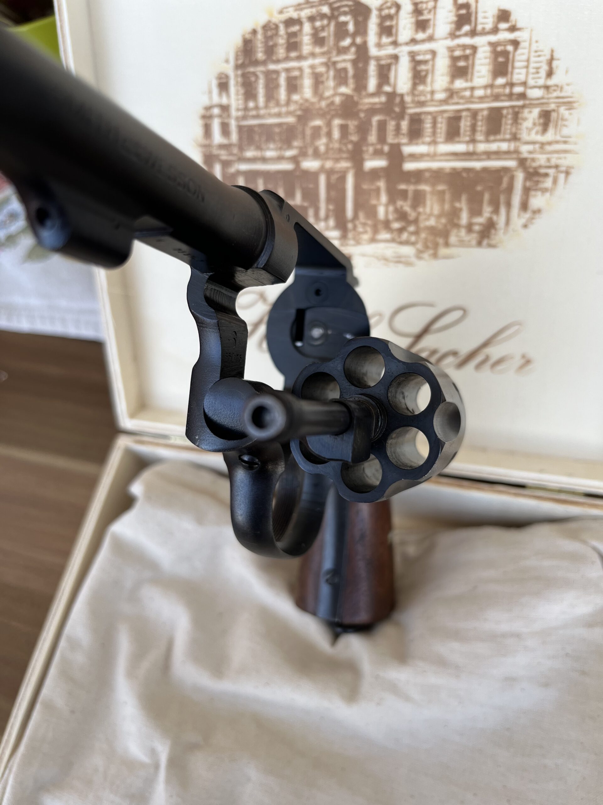 SMITH&WESSON MODEL 10 VICTORY 38 CAL.