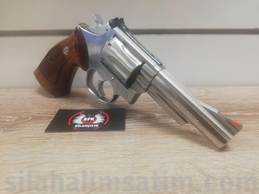 Smith Wesson 357magnum  4inç
