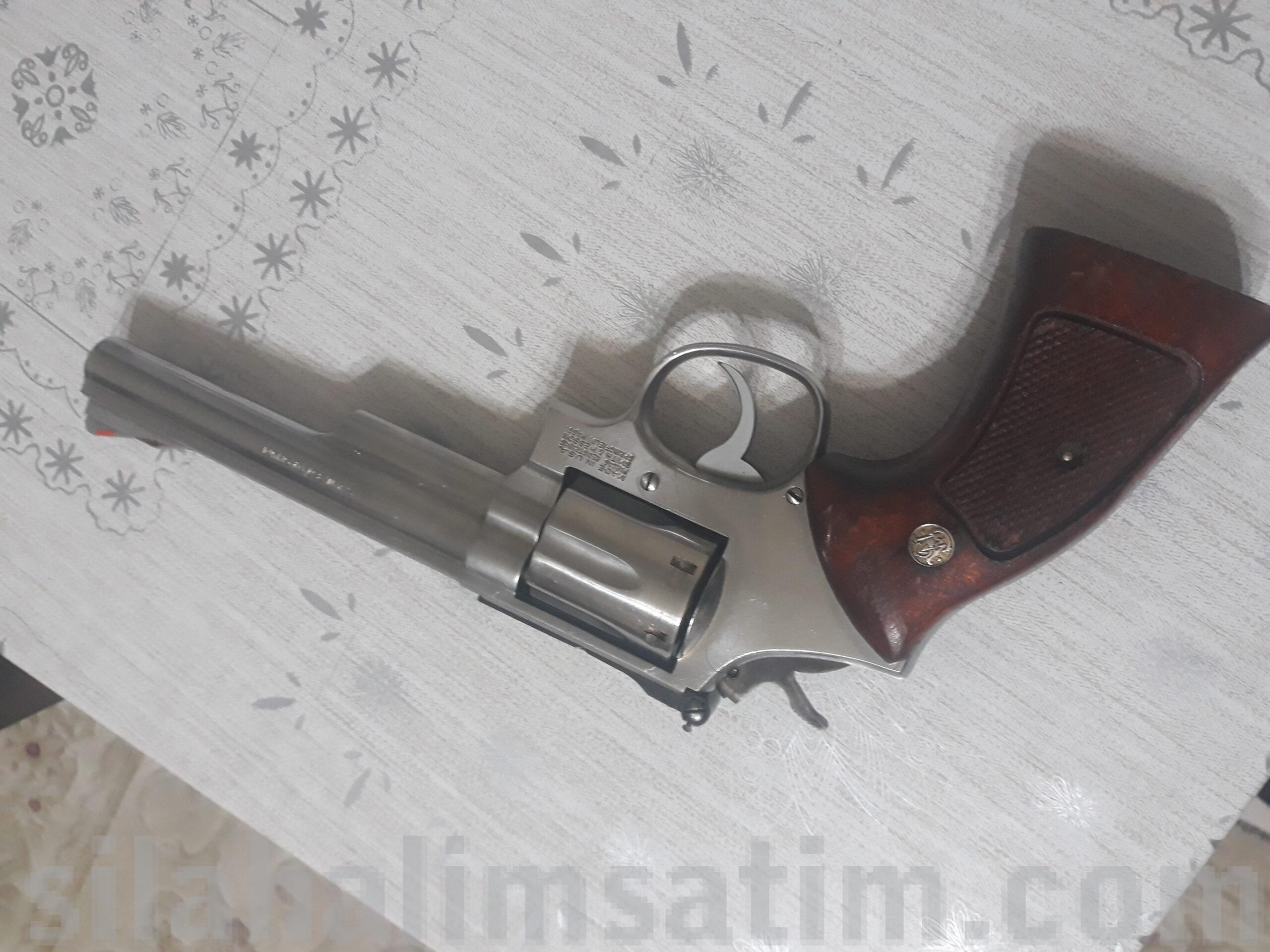 SMİTH WESSON 357 Magnum