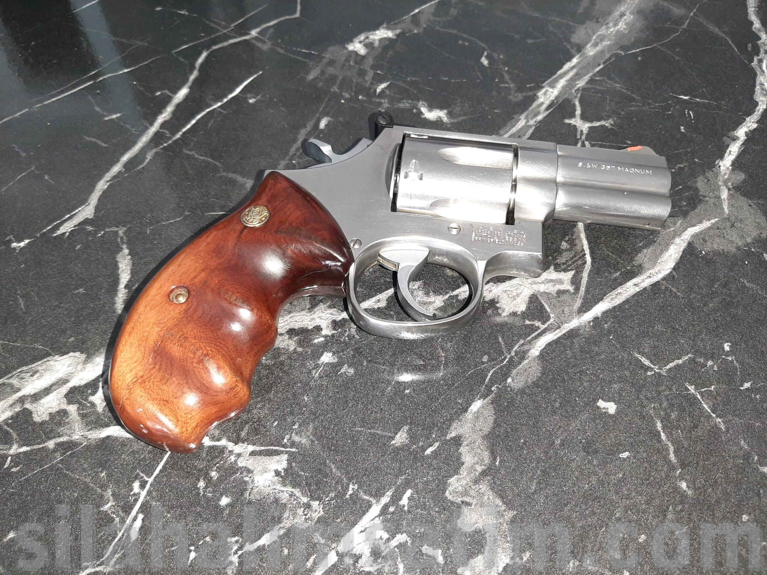 Emekli Memurdan Smith Wesson 357 Magnum