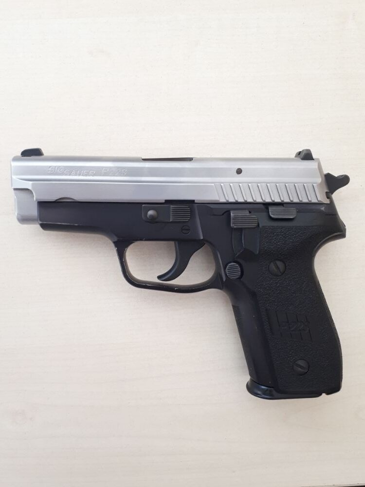 TERTEMİZ TAŞIMA RUHSATLI SİG SAUER P229