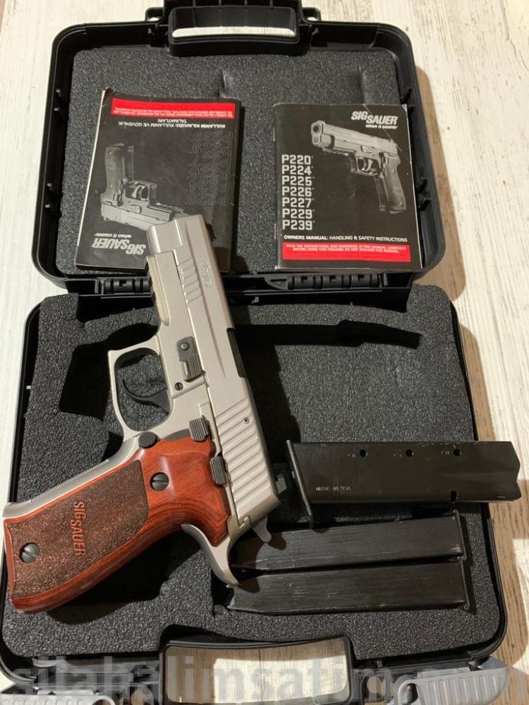 Sig Sauer p226 stainless