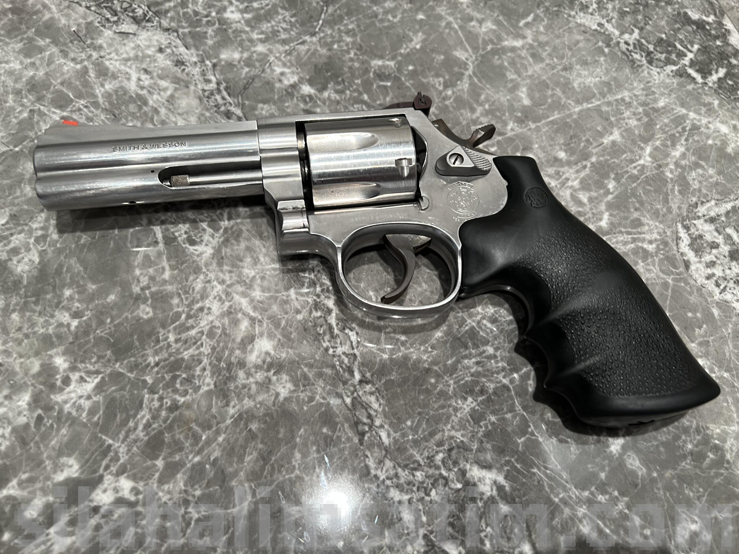 Smith Wesson 686 – 4 inç model  357 Magnum - İlk sahibinden MKE den alındı
