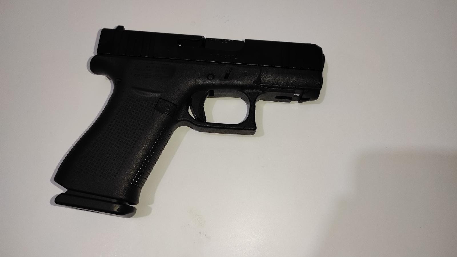 SIFIR POŞETİNDE KULLANILMAMIŞ GLOCK 43 X