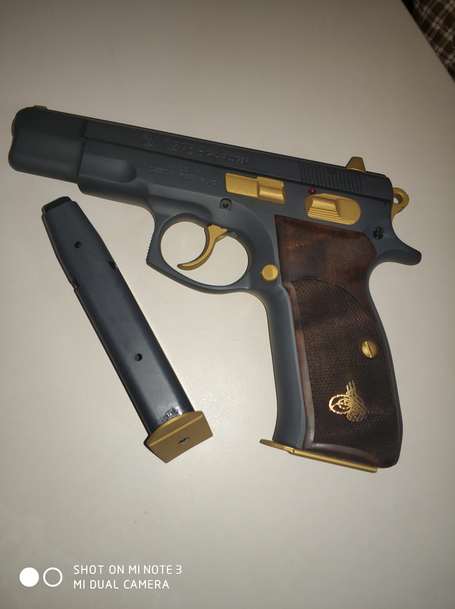 CZ 75 B