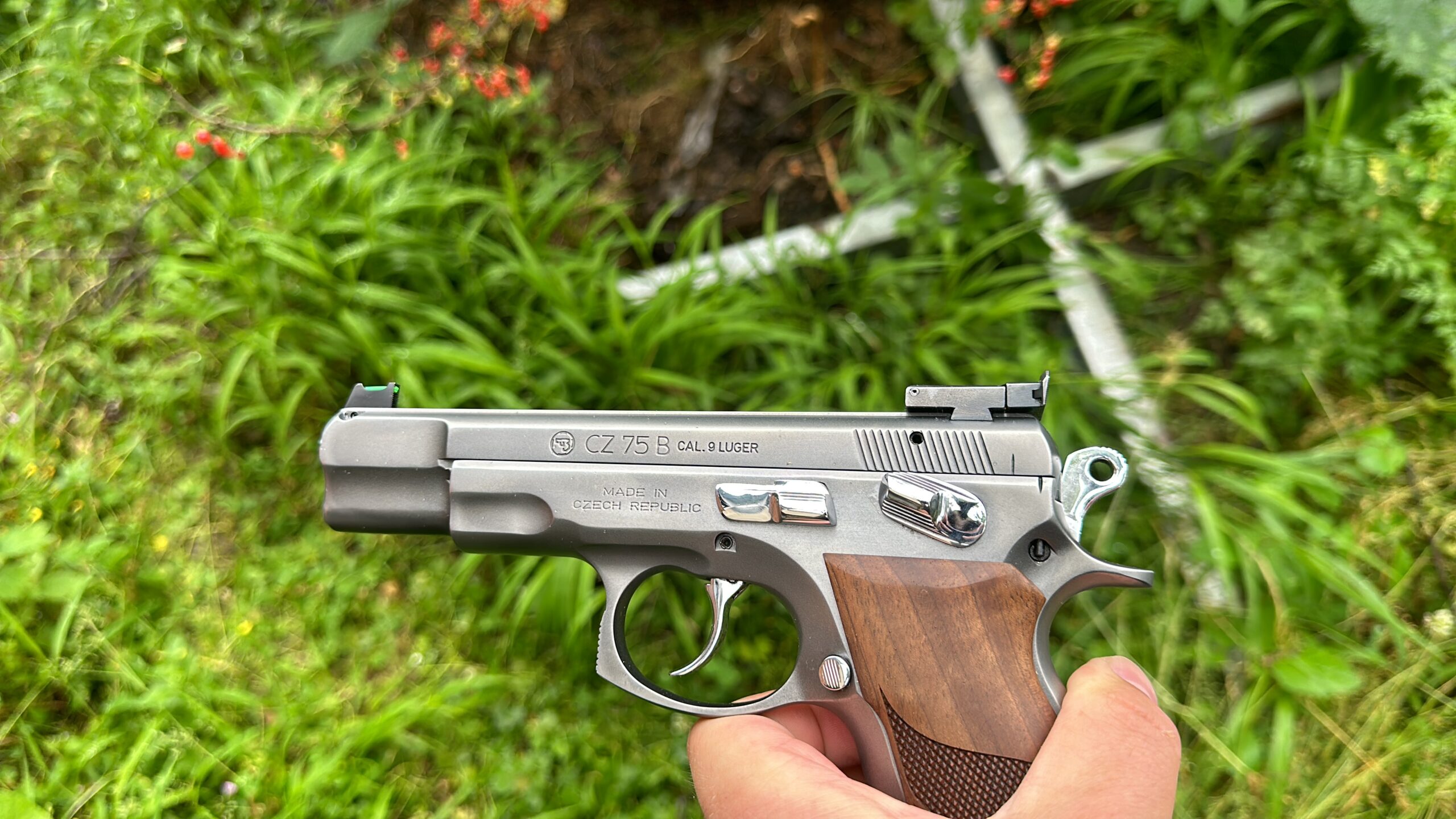 Çok kullanılmamış temiz cz75b