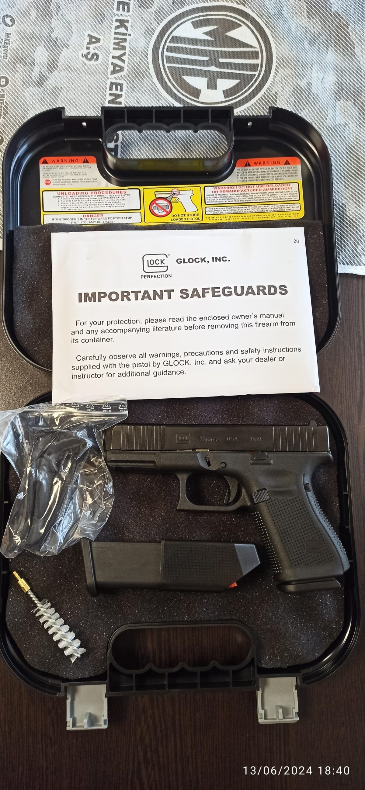 Glock G19 gen5 sıfır kutusu ile beraber