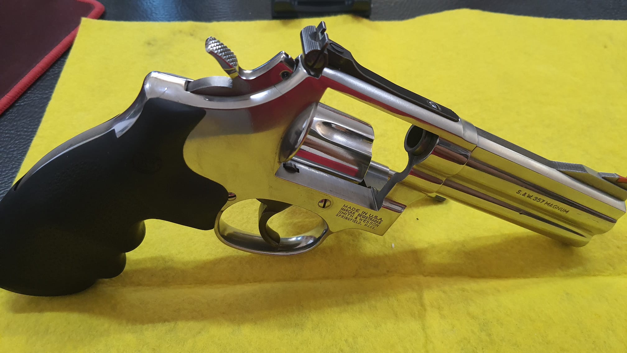 Smith Wesson 357 (4 inç)