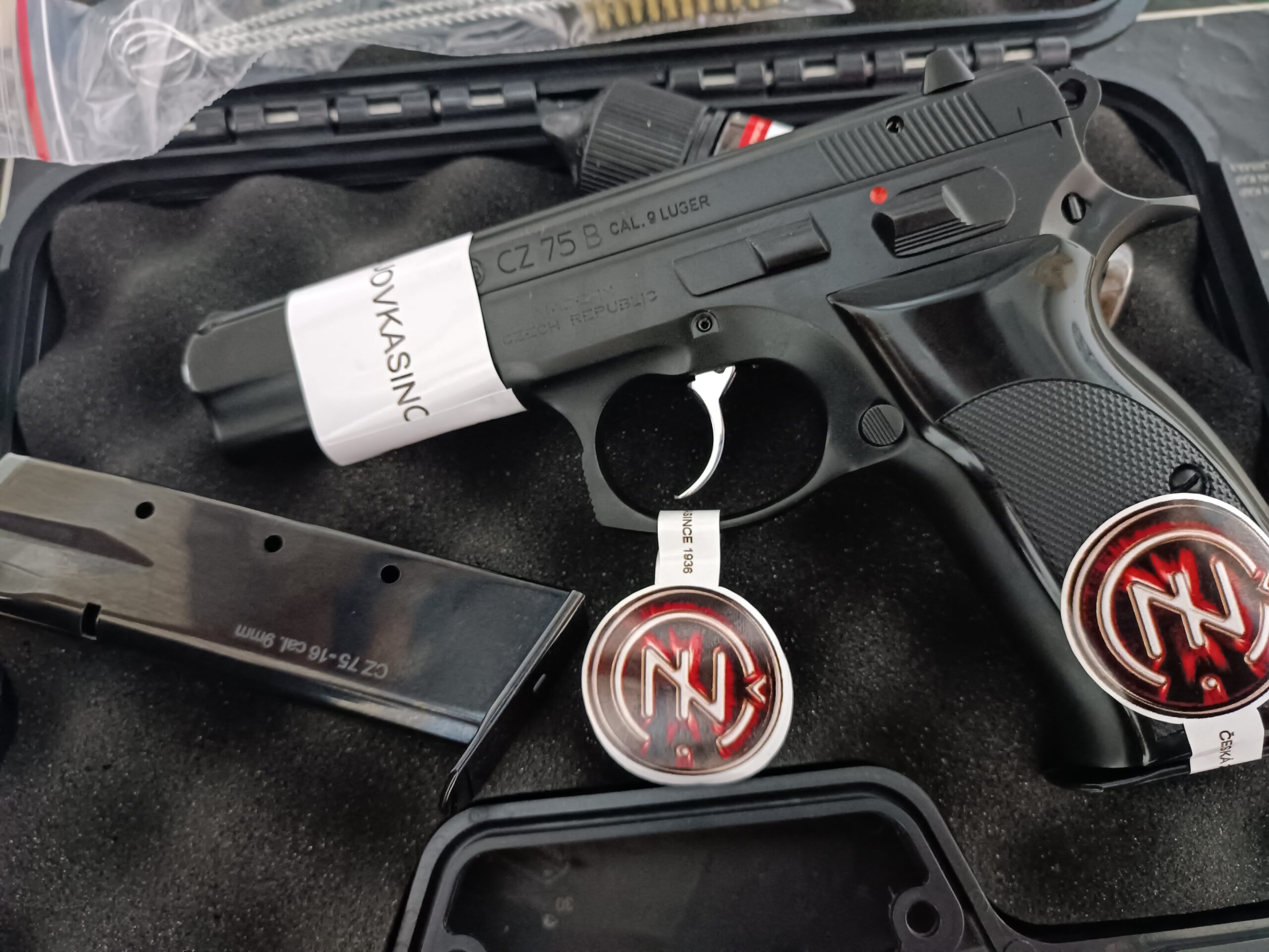 CZ 75 B sıfır MERMİ ATILMAMIŞ BANDROLLÜ ÜZERİNDEDİR