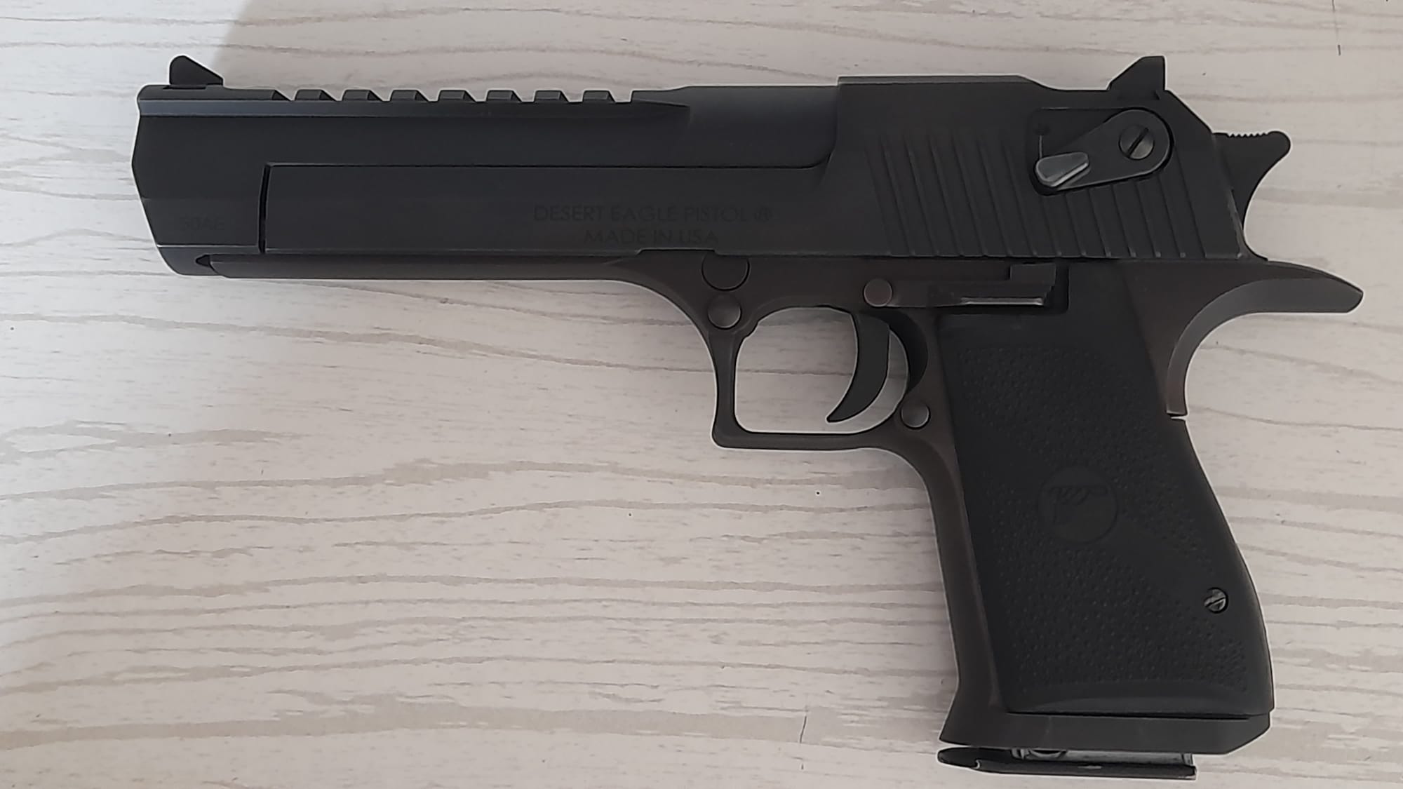 DESERT EAGLE 50 KALİBRE