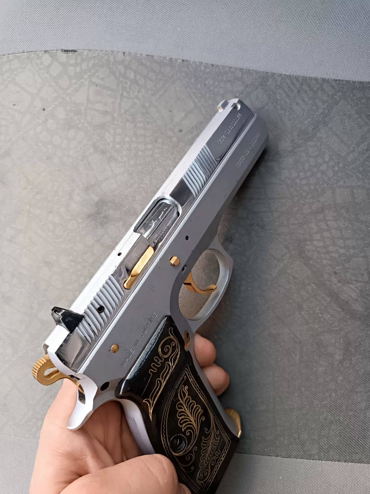 Emniyet Mensubu dan Canik Piranha 9mm