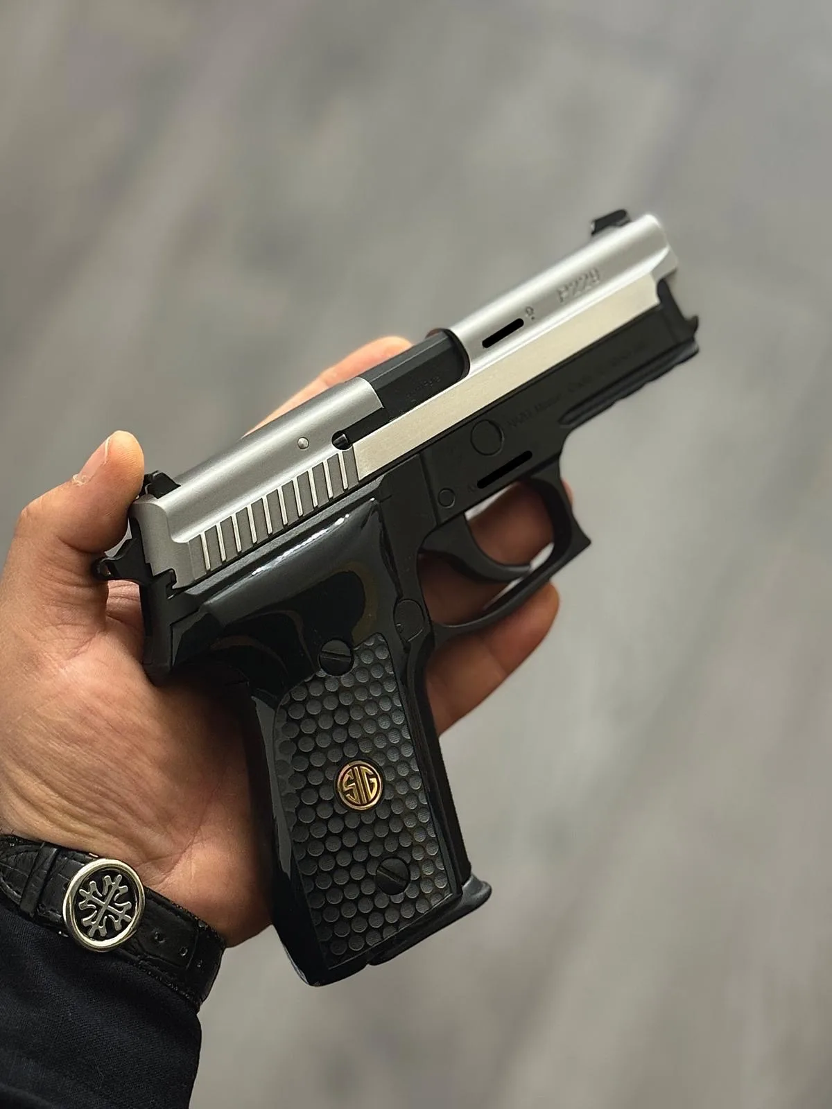 sifir “sİg sauer p229 two tone ”[alman mali]