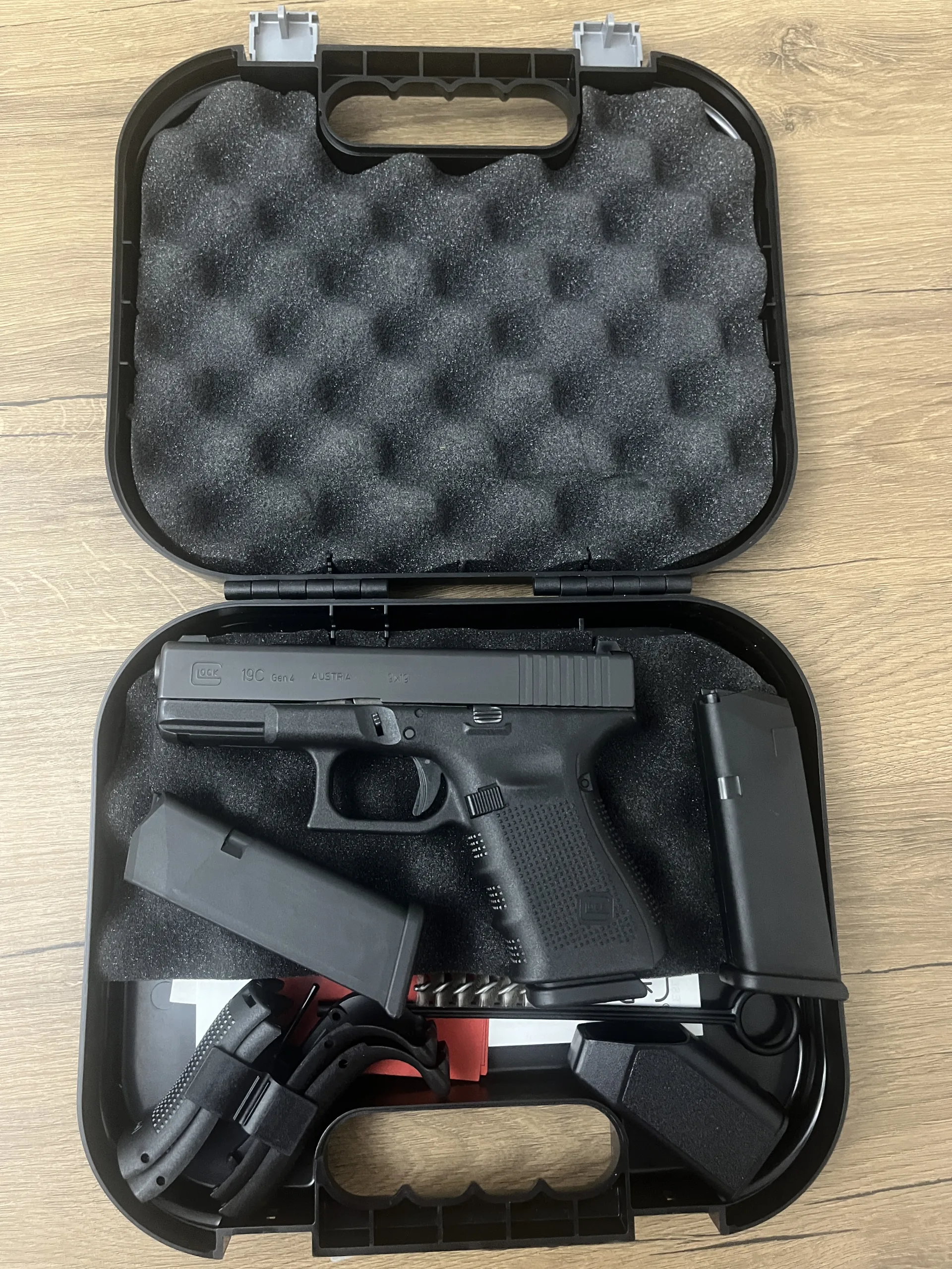 Çok temİz sifir ayarinda glock 19 gen 4