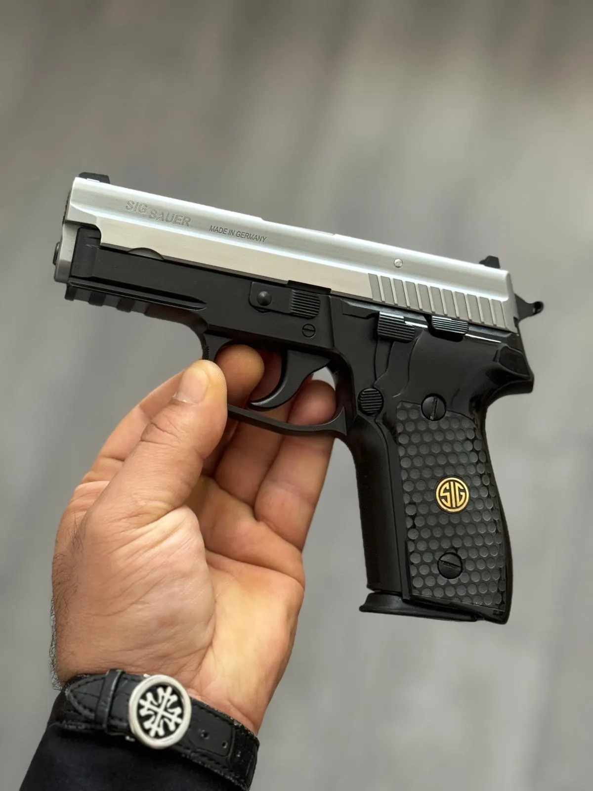 sifir “sİg sauer p229 two tone ”[alman mali]